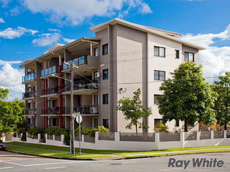33 Hows Road, NUNDAH QLD 4012