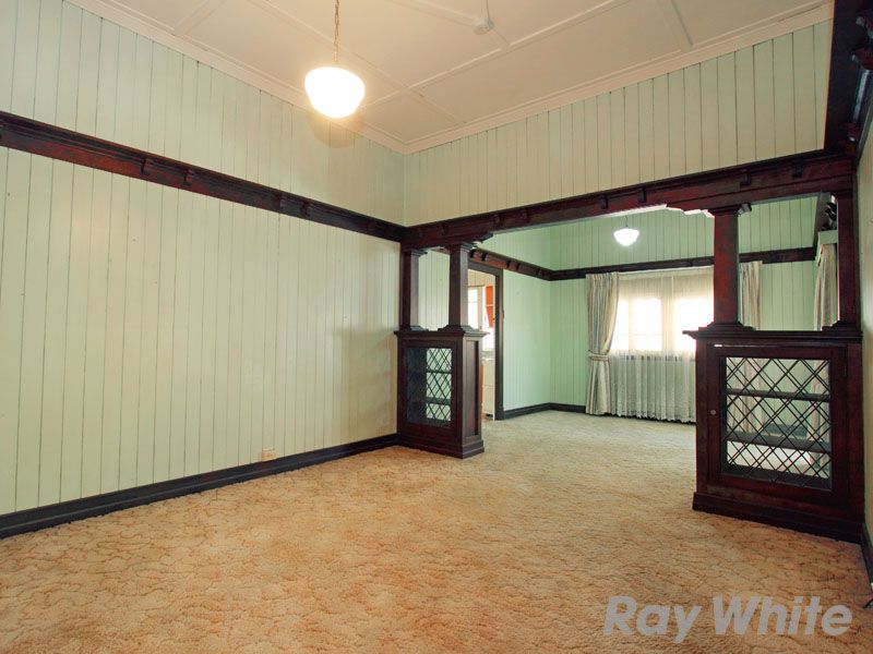 90 Edmondstone Street, NEWMARKET, QLD 4051