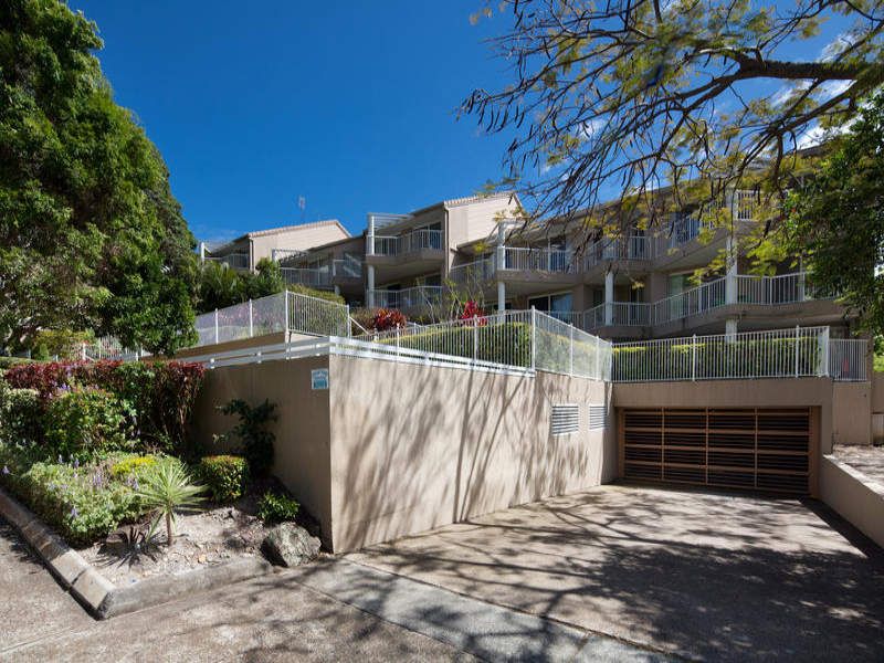 2/19 Heath Street, SOUTHPORT, QLD 4215