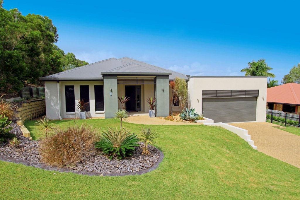 4 Riverwood Grove, NORMAN GARDENS QLD 4701