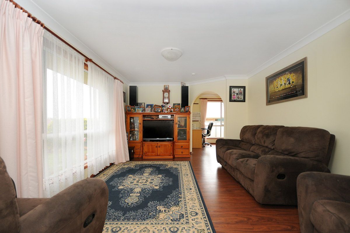 10 Fischer Court, Kearneys Spring, QLD 4350