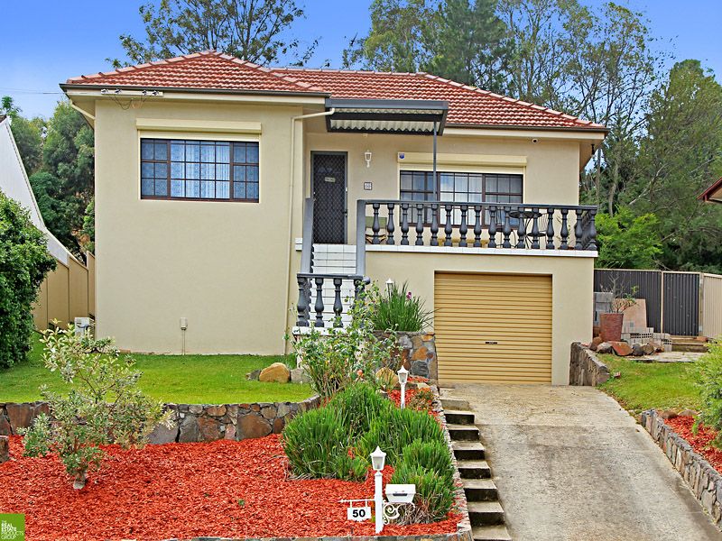 50 Bruce Street, UNANDERRA NSW 2526