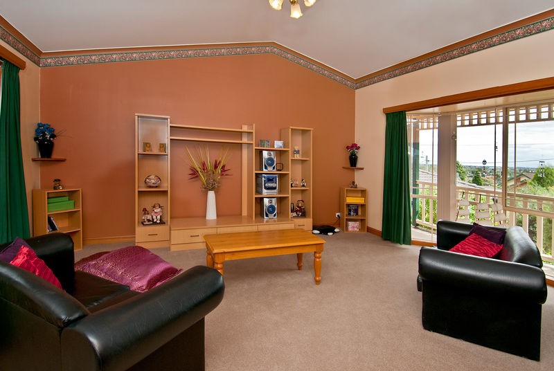 10 Egerton Grove, EPPING, VIC 3076