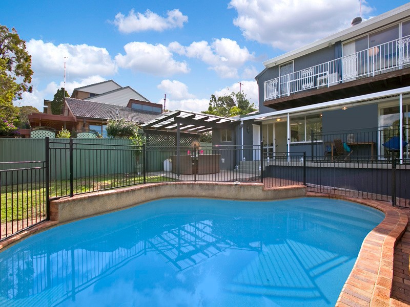 52 Solveig Crescent, KAREELA, NSW 2232