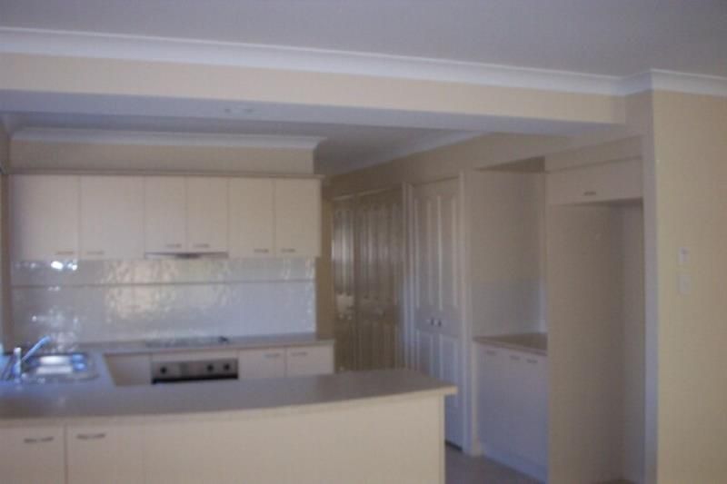 18 Sunset Place, MCDOWALL, QLD 4053