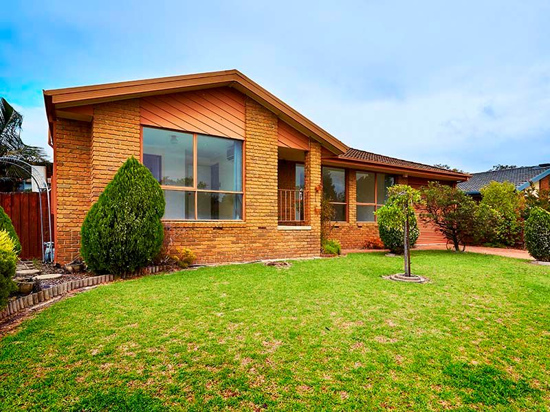 20 St John Place, ROWVILLE, VIC 3178