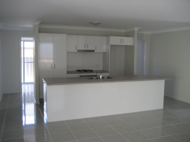 7 Clarkstone Avenue, CAMERON PARK, NSW 2285