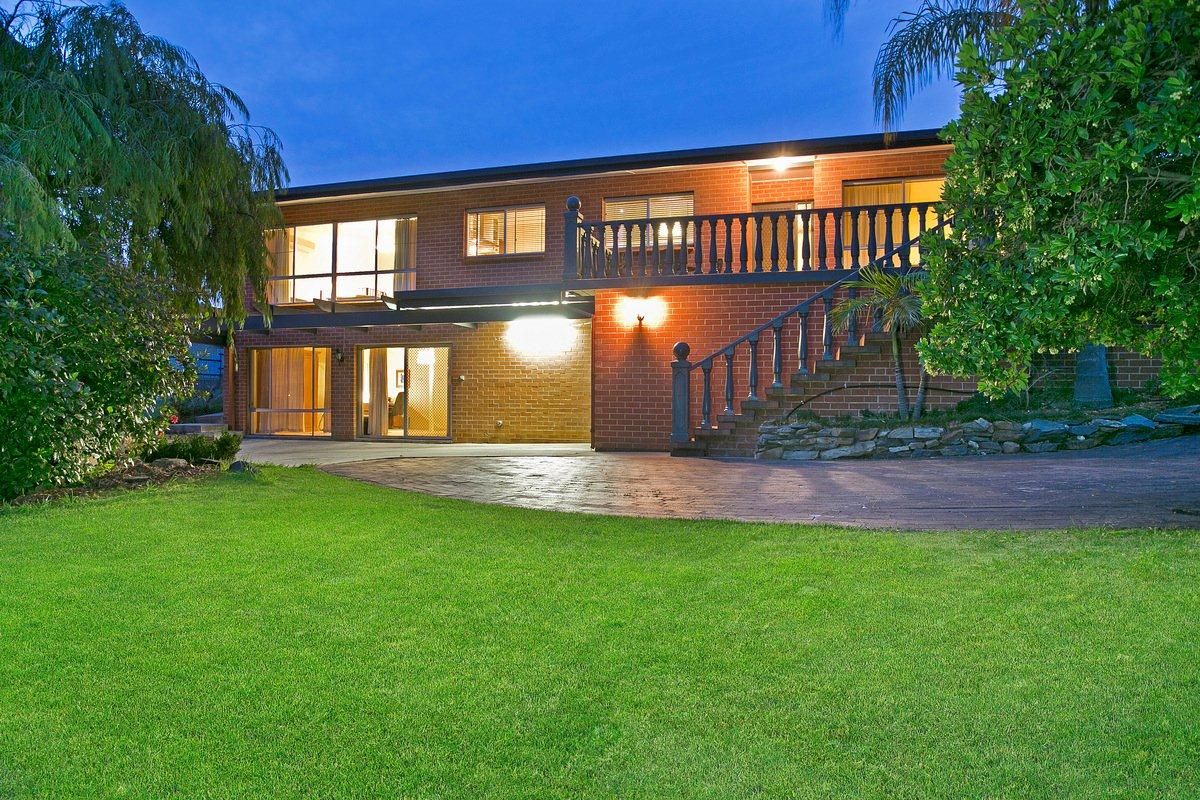 42 Flinders Drive, VALLEY VIEW SA 5093