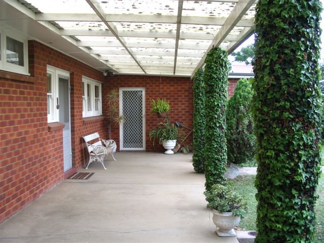 27 Tanang Street, BOMADERRY, NSW 2541
