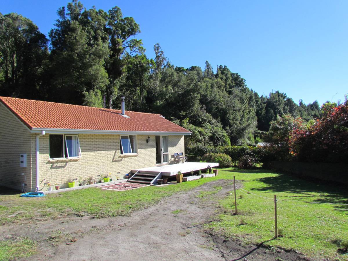 16 Oxford Road, Lake Rotoma, Rotorua District Real Estate Ray White New Zealand