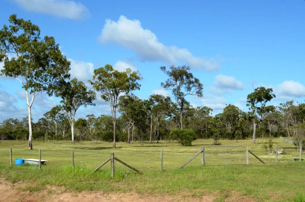 33 Oakes Drive, BURRUM HEADS, QLD 4659