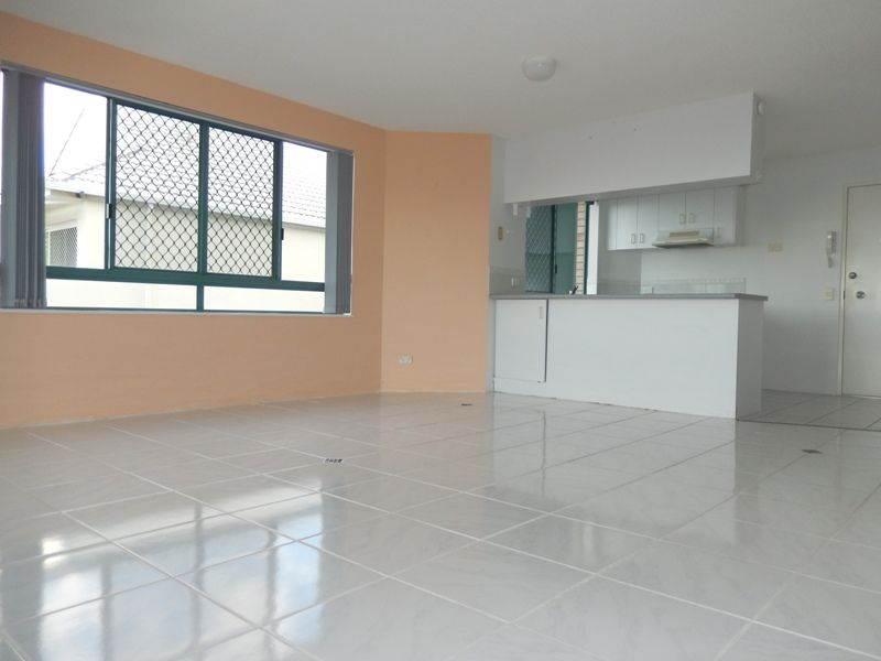 Unit 3 'Caribbean' 12 Mahia Terrace, KINGS BEACH, QLD 4551