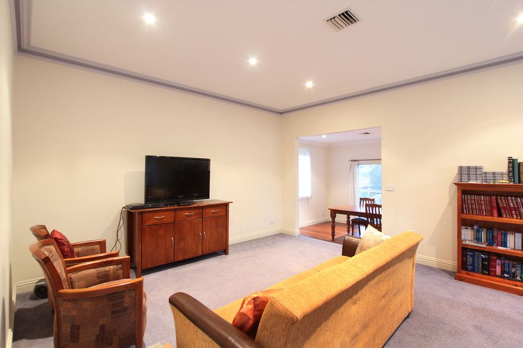1/5 Highland Avenue, OAKLEIGH EAST, VIC 3166