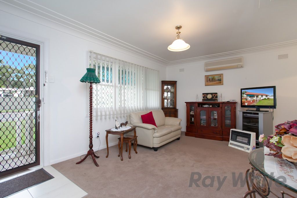 2 Alexander Street, MOUNT HUTTON, NSW 2290