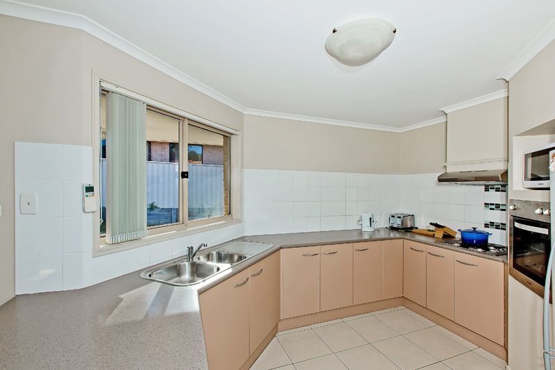 TORONTO, NSW 2283