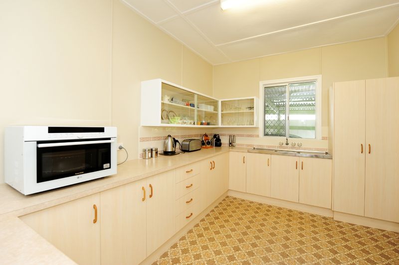 20 Eden Street, SOUTH GLADSTONE, QLD 4680