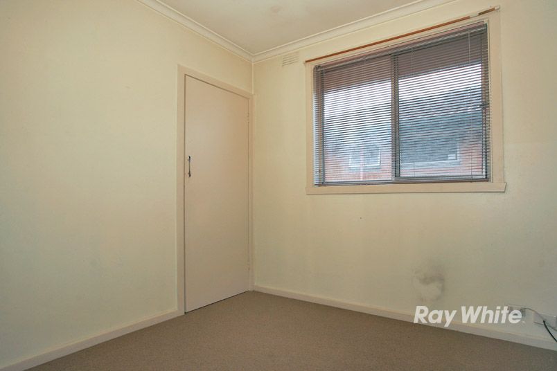 12 Locharn Crescent, KEYSBOROUGH, VIC 3173