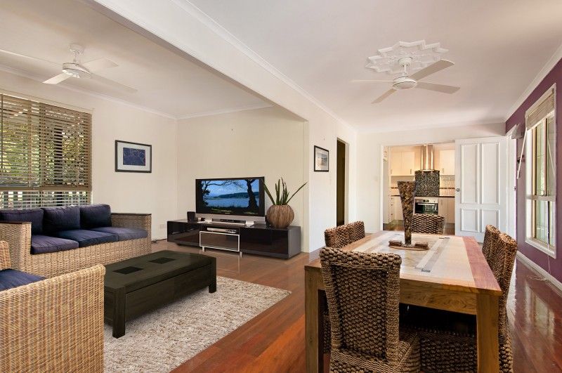 64 Julian Street, PEACHESTER, QLD 4519