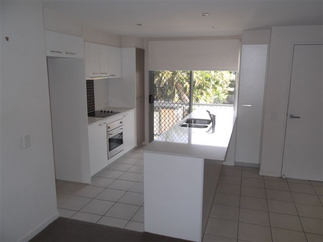 18/12 Bayview Street, RUNAWAY BAY, QLD 4216