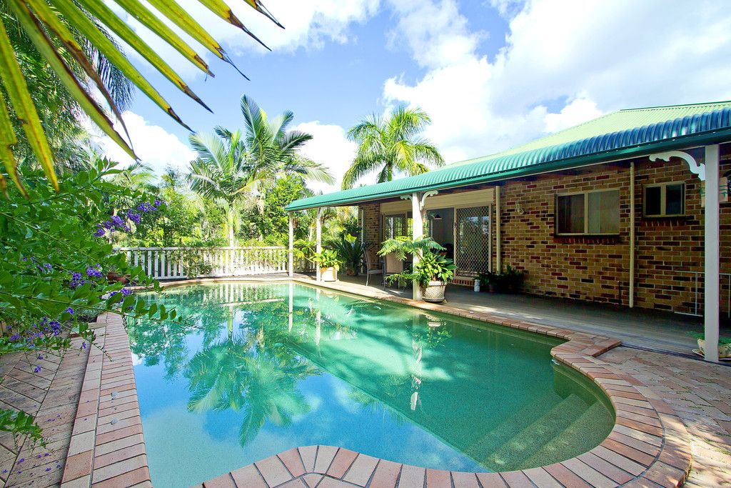 8 Oakmont Street, ROBINA, QLD 4226