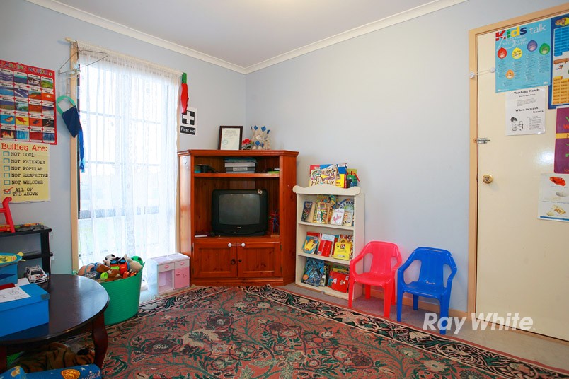 24 Seacombe Place, CRANBOURNE, VIC 3977