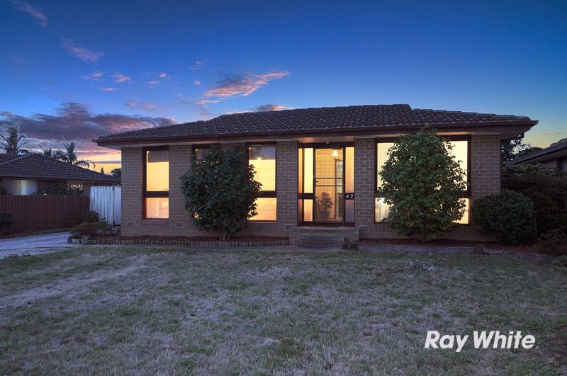 42 Mansfield Street, BERWICK VIC 3806