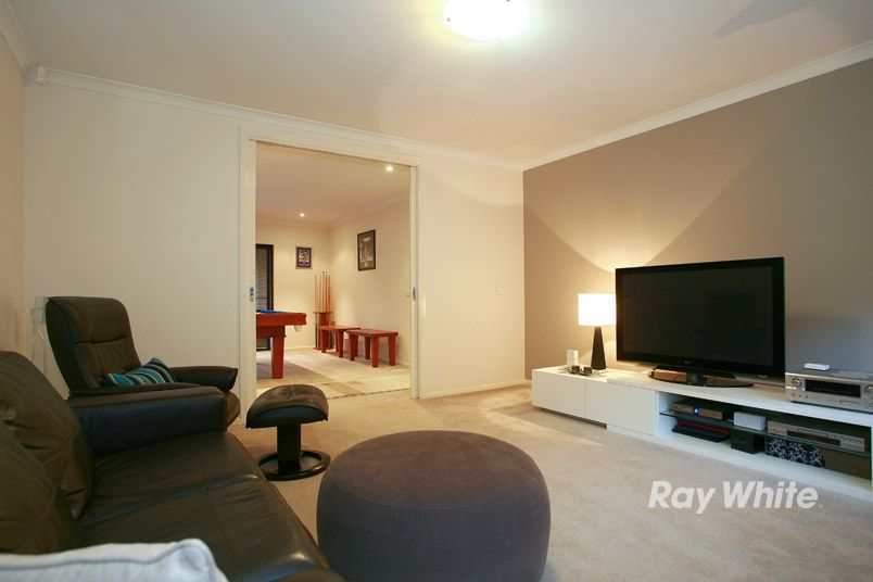 13 Canadian Maple Place, LYNDHURST, VIC 3975