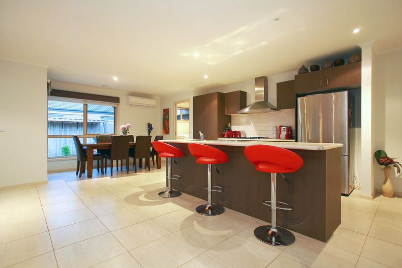 1 Reyoff Place, LYNDHURST, VIC 3975