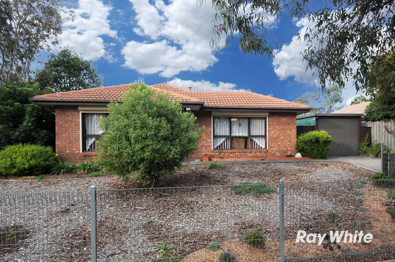2 Phillip Court, CRANBOURNE NORTH VIC 3977