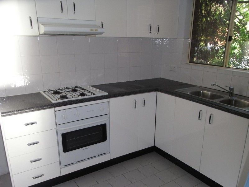 10/8-12 Bond Street, HURSTVILLE, NSW 2220
