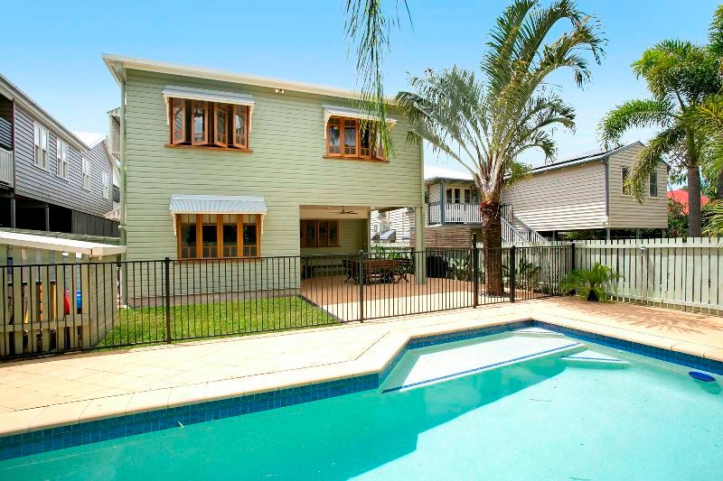 10 Ellesmere Street, YERONGA, QLD 4104