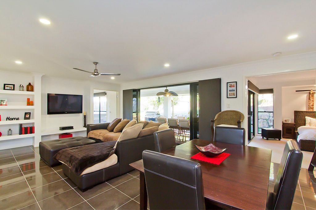 3 Kerrigan Court, MUDGEERABA, QLD 4213