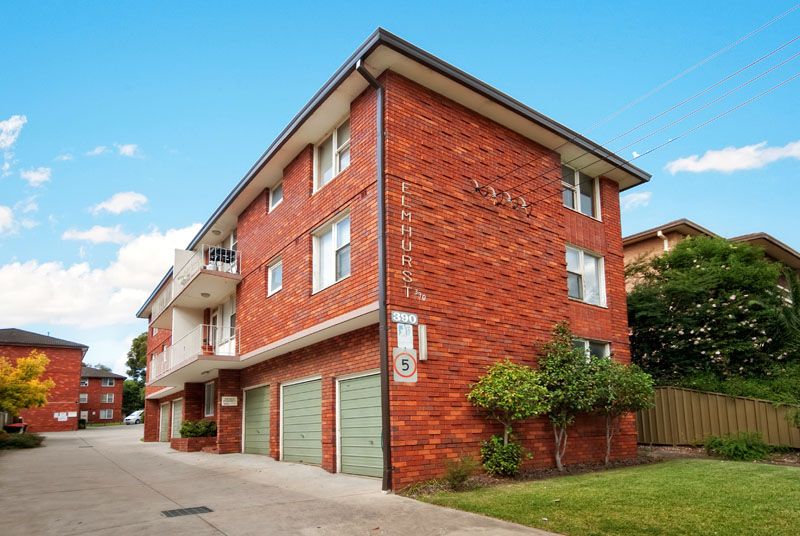  390 Port Hacking Road, CARINGBAH NSW 2229