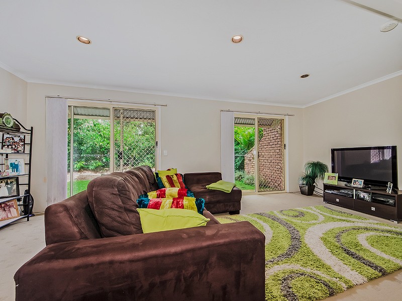 2/151 Pappas Way, CARRARA, QLD 4211
