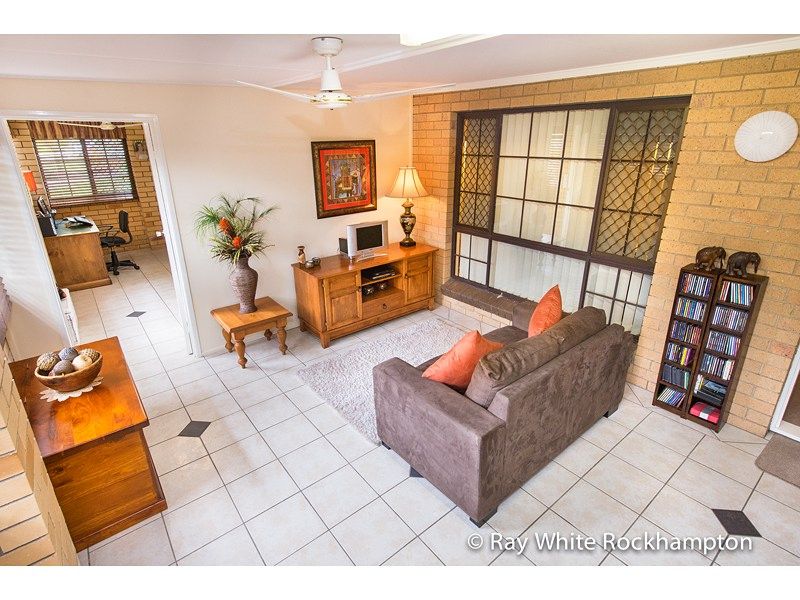 2 Mcrae Place, FRENCHVILLE, QLD 4701