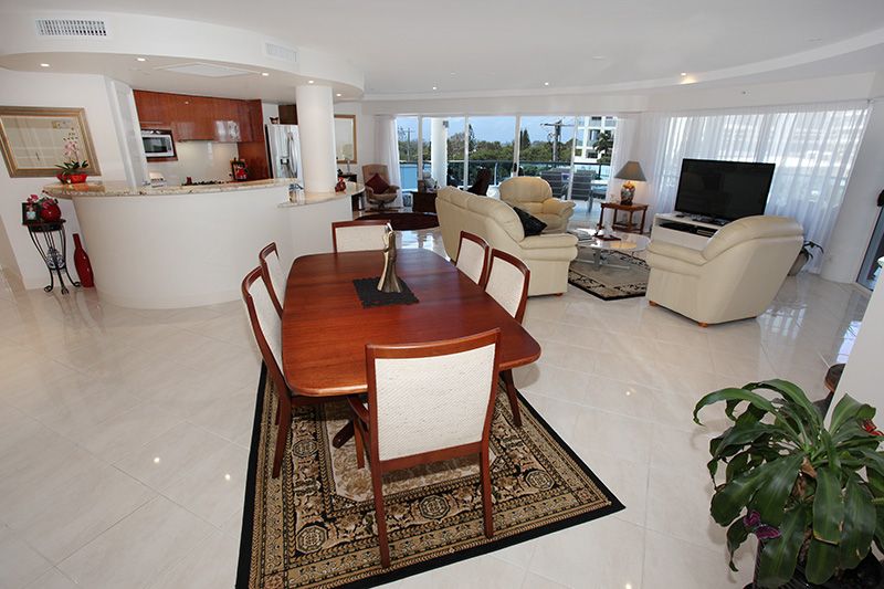 301/51 Fifth Avenue, MAROOCHYDORE, QLD 4558