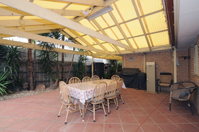 1 Elstar Drive, CARRUM DOWNS, VIC 3201