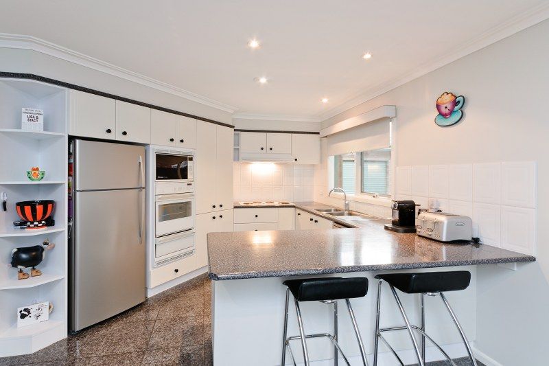 11 Rearden Crescent, ROXBURGH PARK, VIC 3064