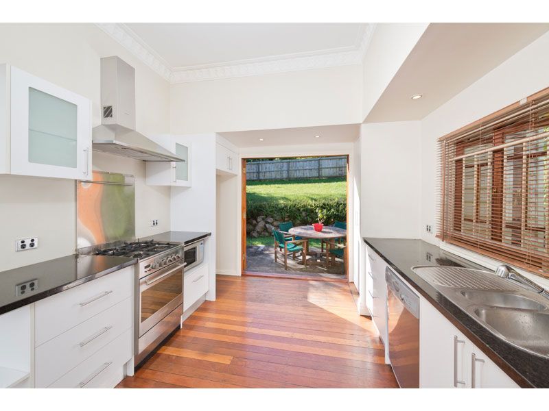 9 Bridge Street, Ashgrove, QLD 4060