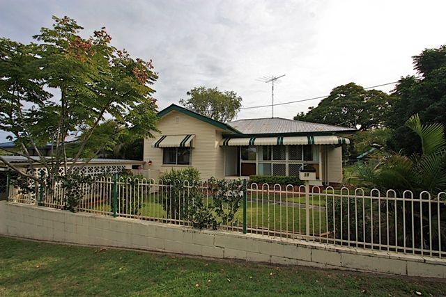18 Orchard Street, EASTERN HEIGHTS QLD 4305