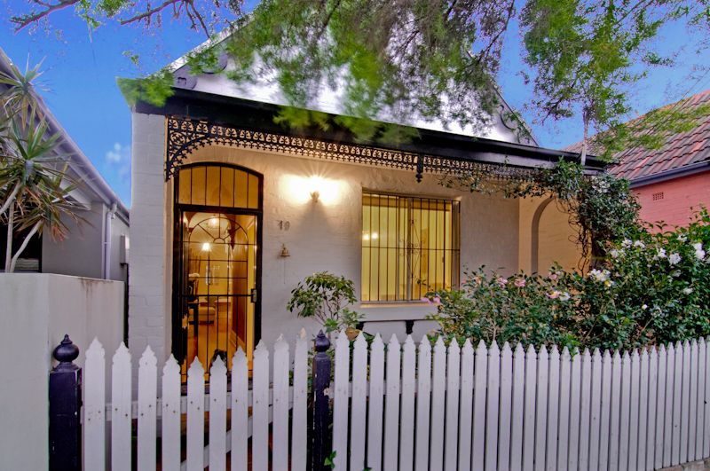 19 Florence Street, ST PETERS NSW 2044