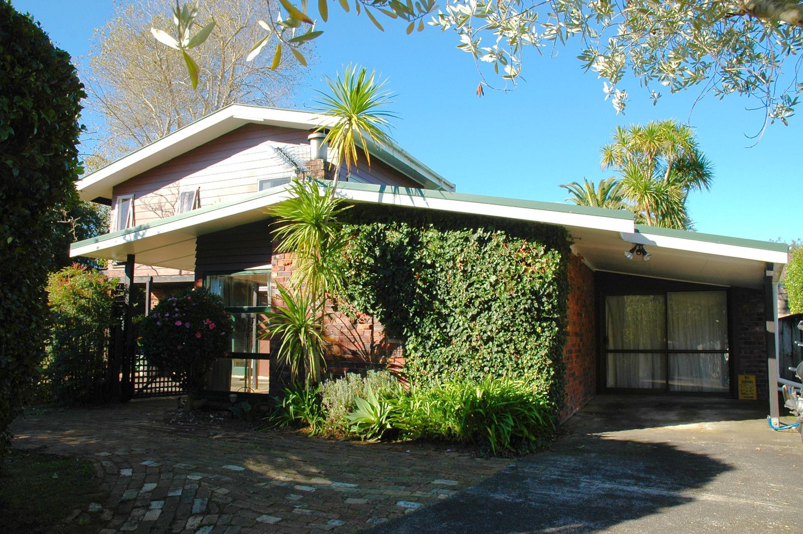 79 Andrew Road, Howick, Manukau City