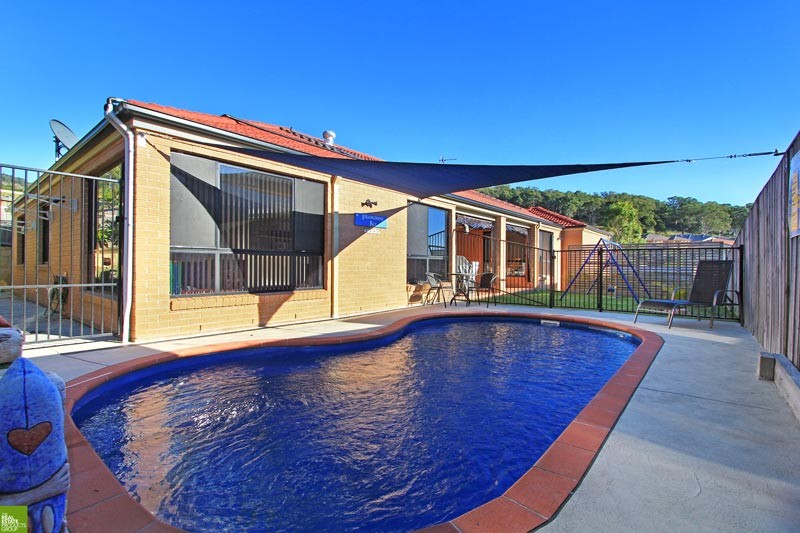 17 Macalister Terrace, ALBION PARK, NSW 2527