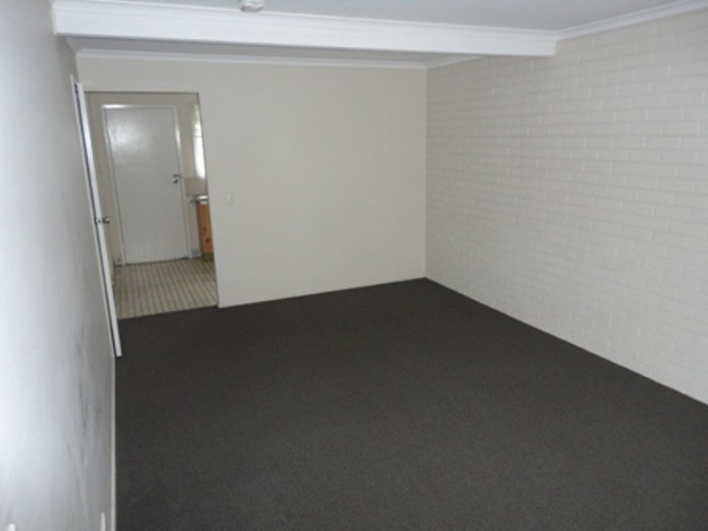 24/6 O'Brien Street, HARLAXTON, QLD 4350