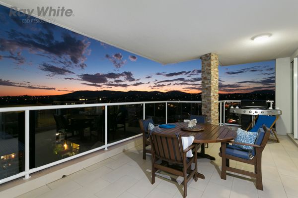 53 Dunmore Terrace, AUCHENFLOWER, QLD 4066