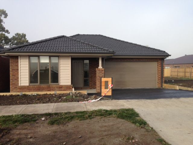 3 FLOWERDALE Court, MERNDA, VIC 3754
