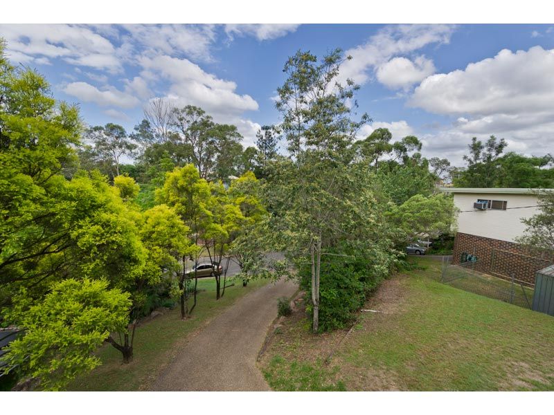 11 Montague Court, Everton Hills, QLD 4053