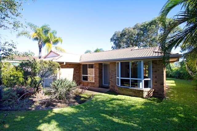 17 Forest Hills Court, PARKWOOD, QLD 4214
