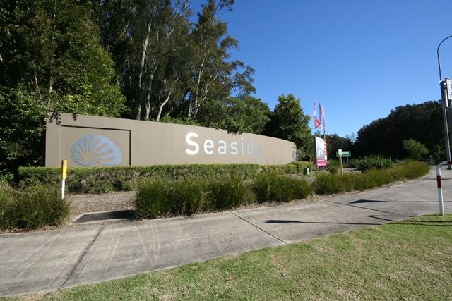 8 Monkerai Street, FERN BAY NSW 2295