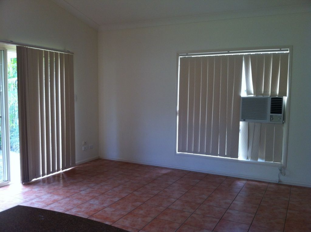 5 Shorehaven Place, VARSITY LAKES, QLD 4227